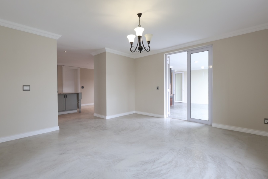 To Let 4 Bedroom Property for Rent in Val De Vie Estate Western Cape